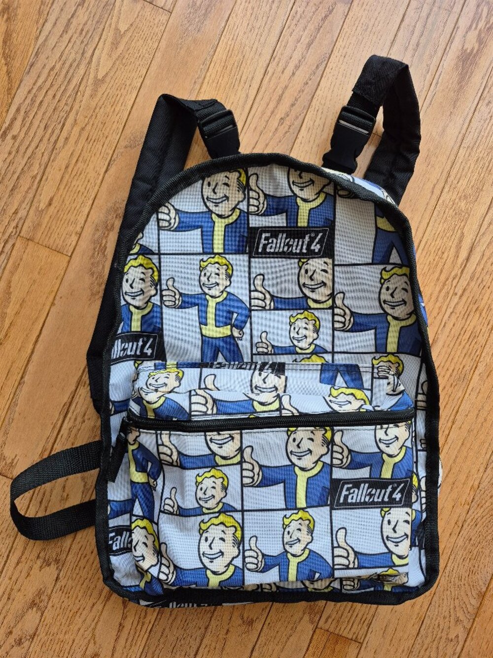 Fallout 4 Vault Reversible Backpack - Picture 2 of 14
